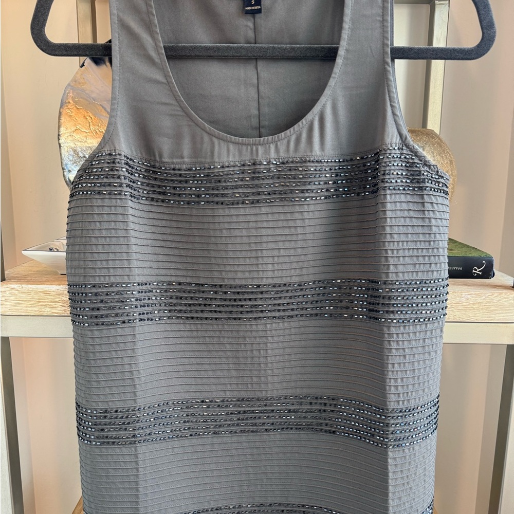 Sleeveless smokey beaded tank Banana Republic Sm